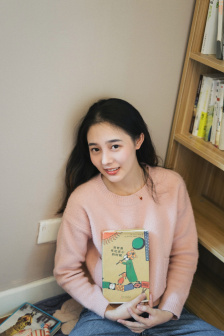 掀开杨幂的裙子扯下内裤